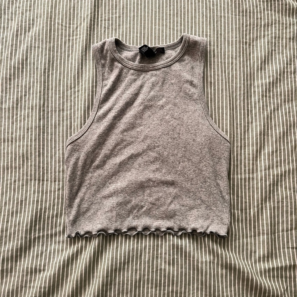 Forever 21 Gray Ribbed Crop Tank Top
